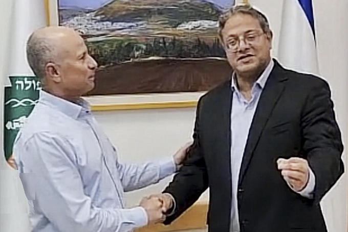 אלקבץ פנה לשר לביטחון פנים: יש לאשר רכישת נשק אישי ליוצאי צבא מעפולה